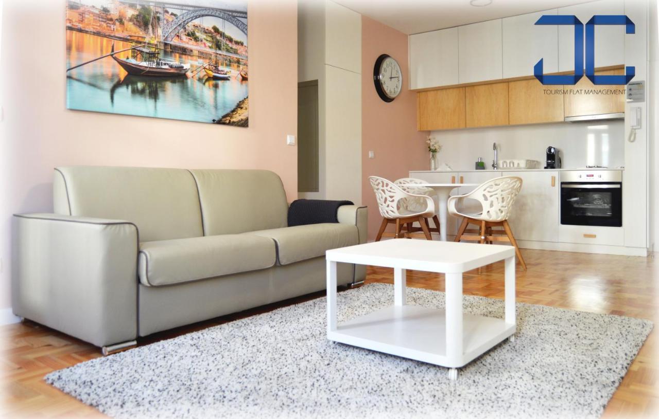 Point Apartment By Jc Porto Ngoại thất bức ảnh